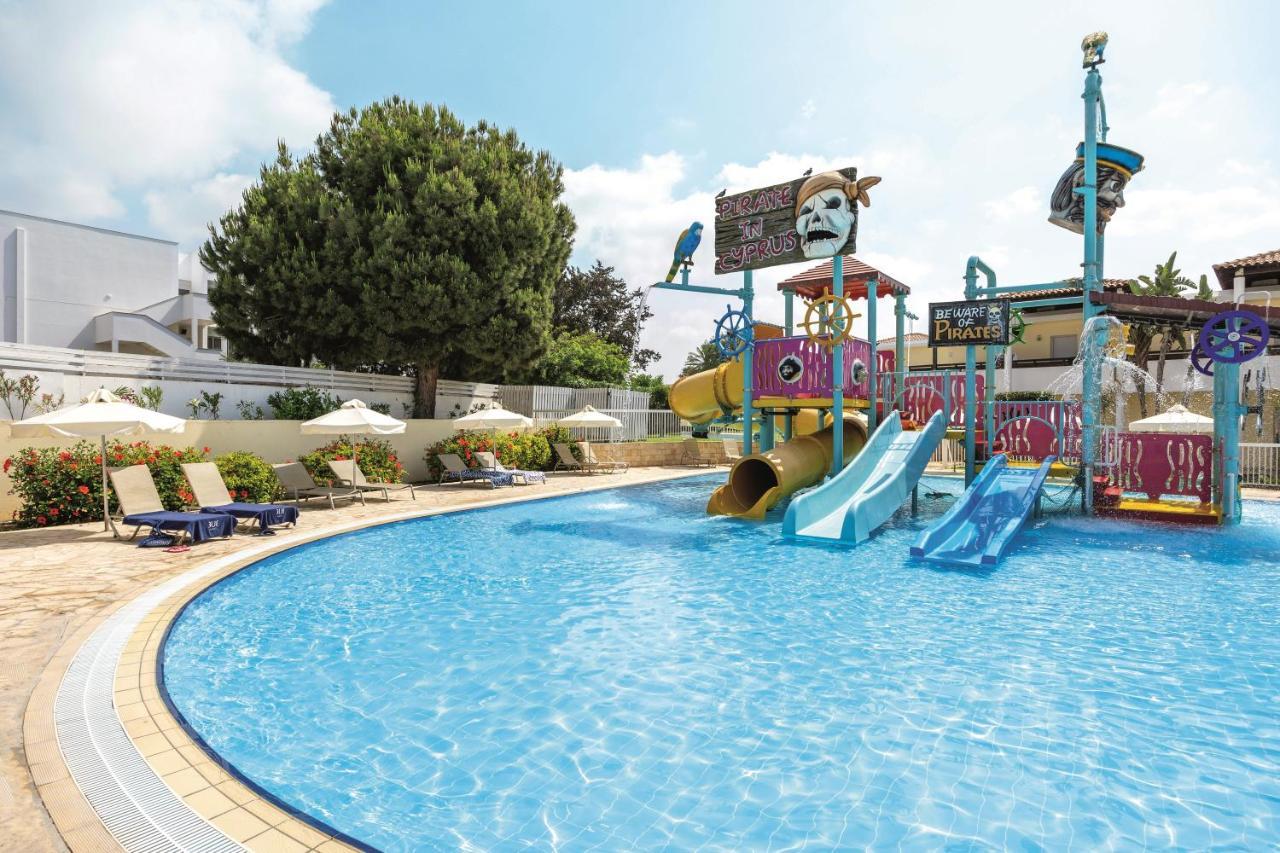 Atlantica Aeneas Resort Ayia Napa Exterior foto