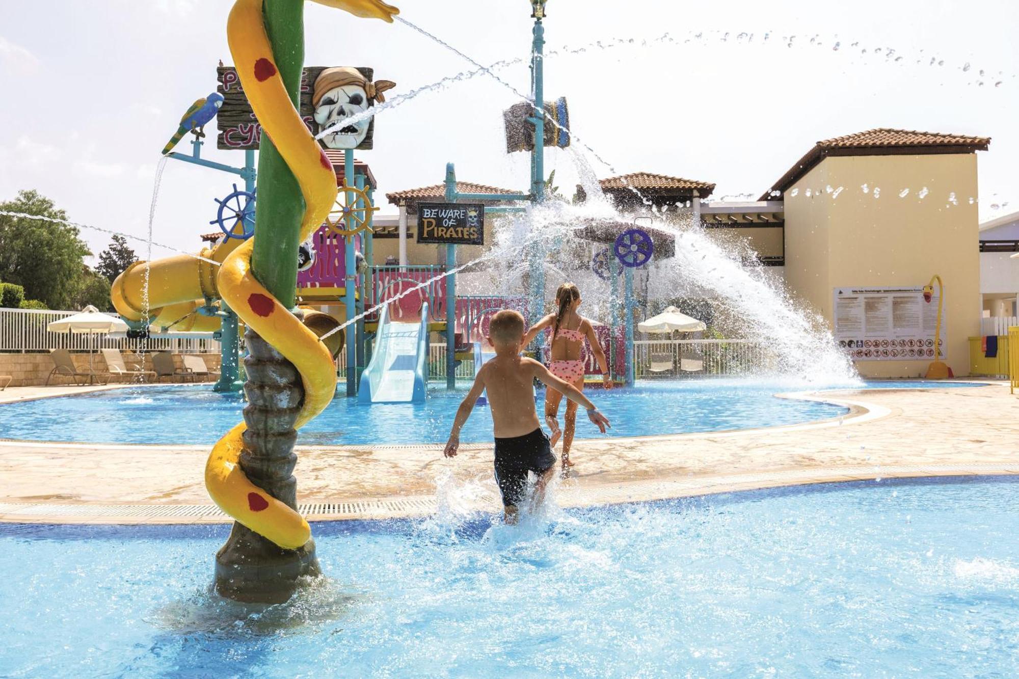 Atlantica Aeneas Resort Ayia Napa Exterior foto