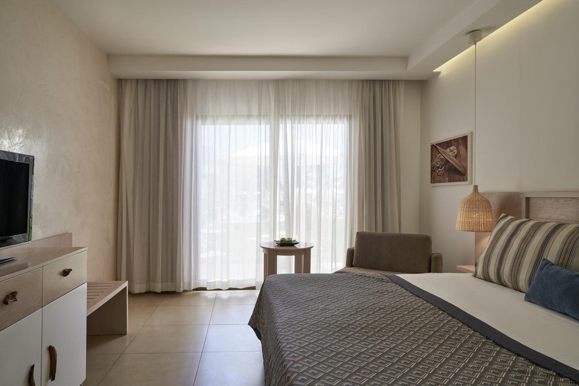 Atlantica Aeneas Resort Ayia Napa Exterior foto