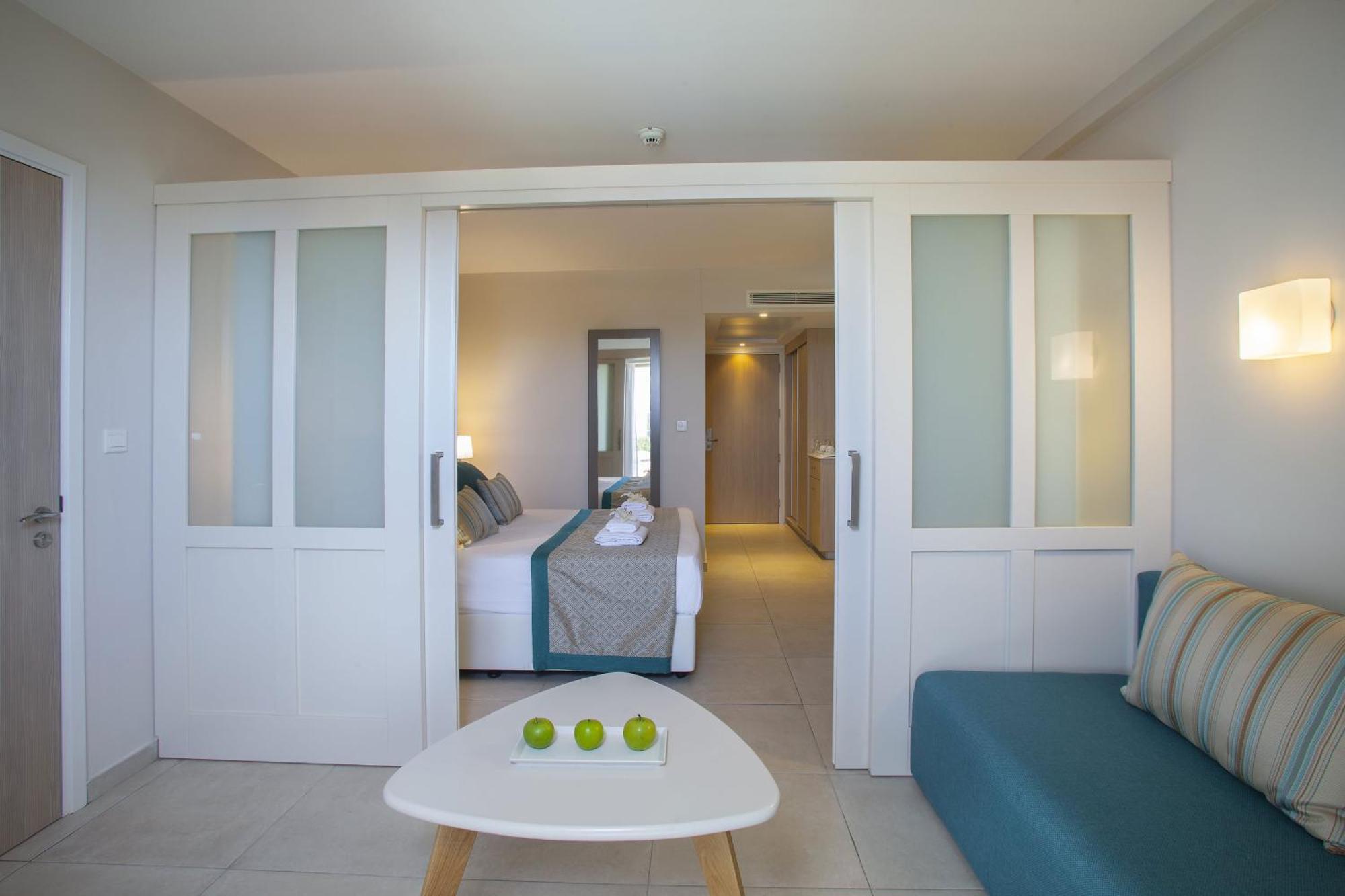 Atlantica Aeneas Resort Ayia Napa Exterior foto