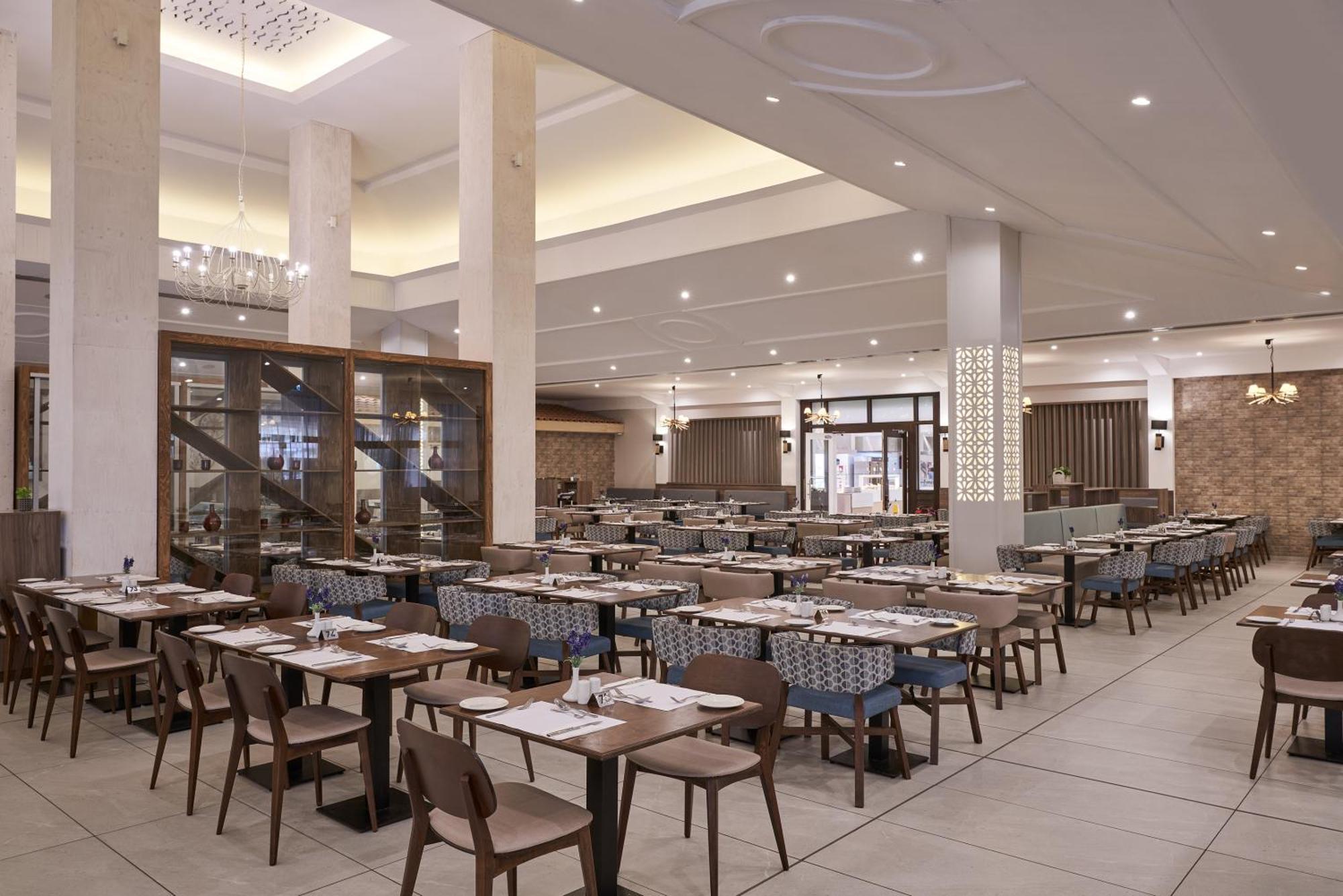 Atlantica Aeneas Resort Ayia Napa Exterior foto